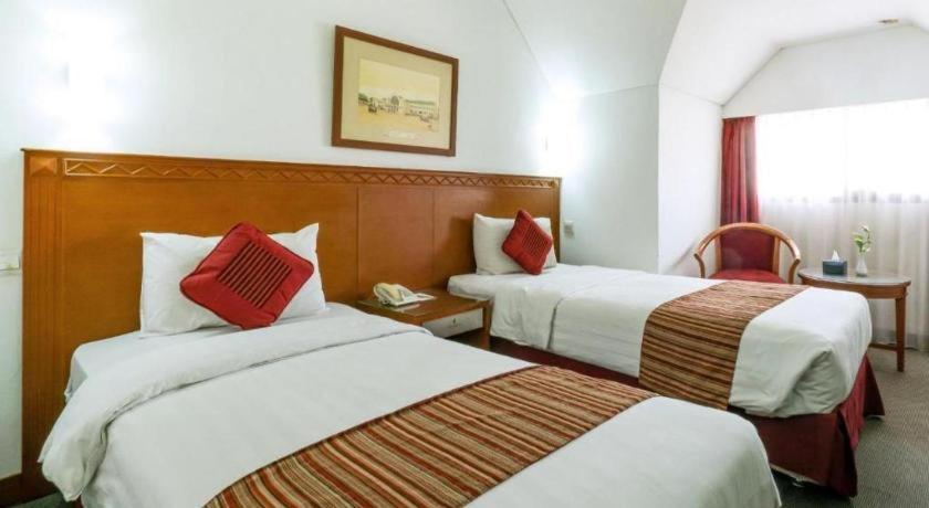 Sofyan Hotel Cut Meutia Jakarta Buitenkant foto