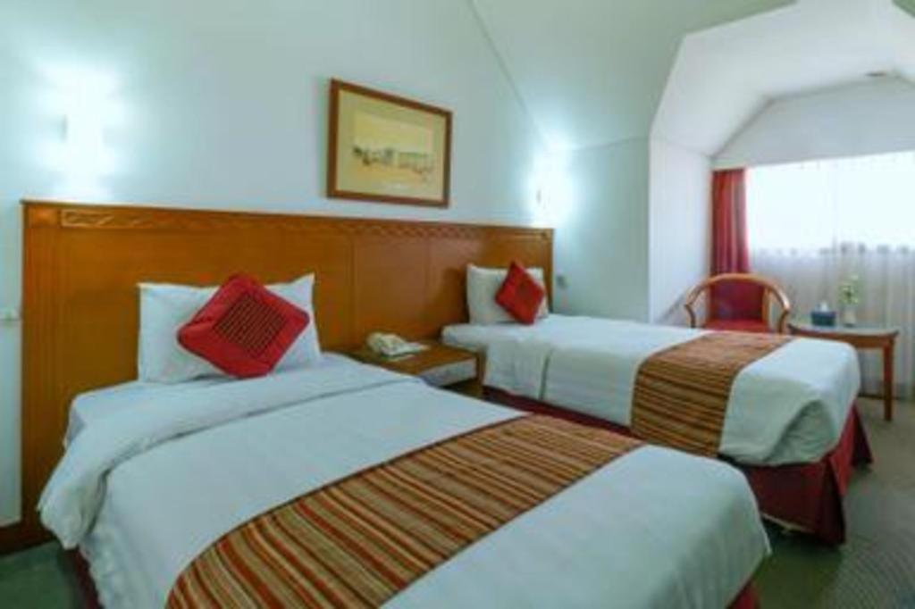 Sofyan Hotel Cut Meutia Jakarta Buitenkant foto