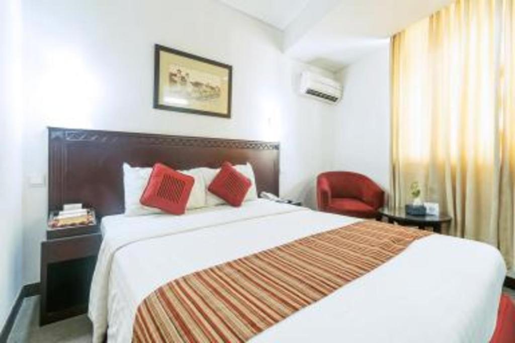 Sofyan Hotel Cut Meutia Jakarta Buitenkant foto